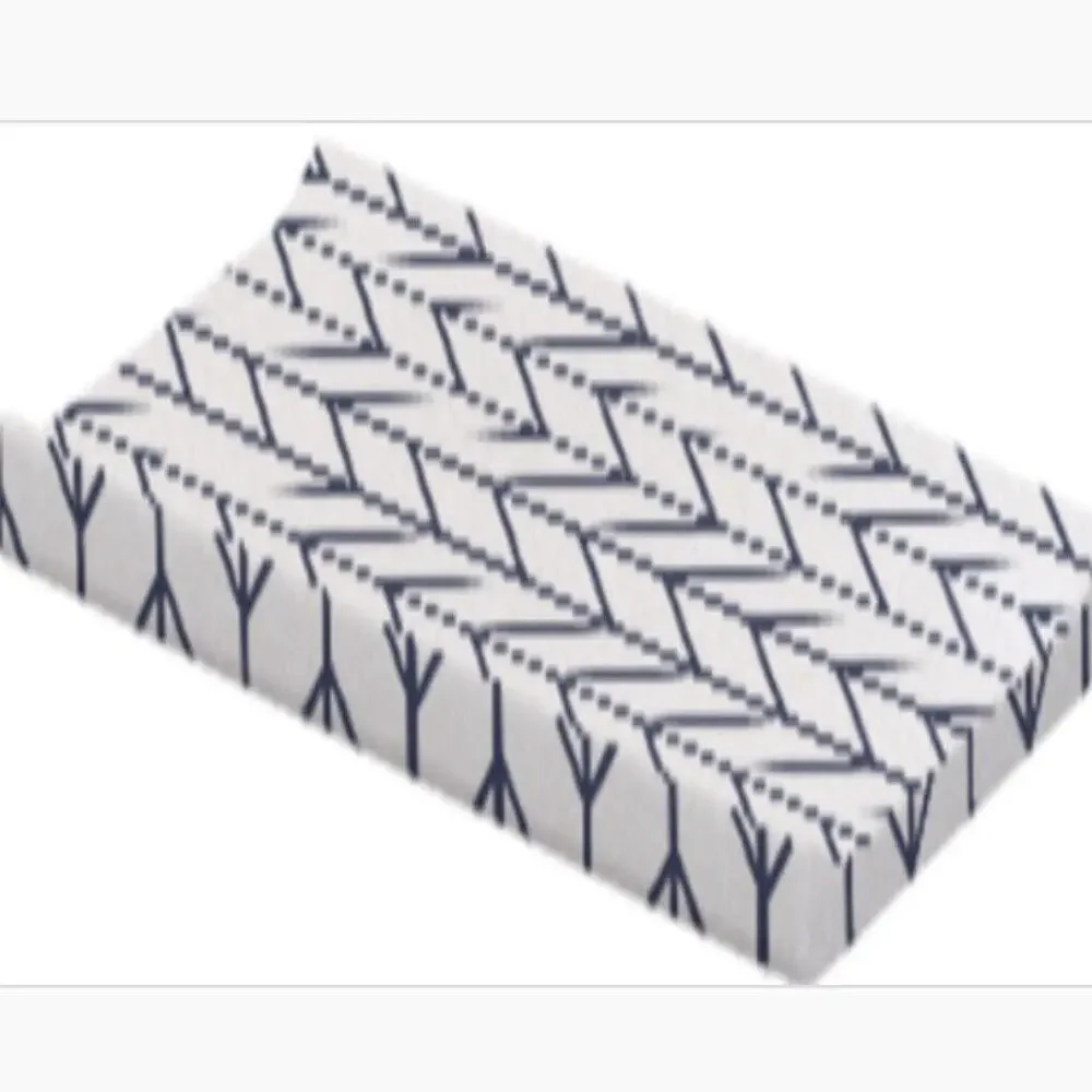 Stork And Style Chev-2C3555-Changing Pad Cover White/Navy (MSRP $40)‎